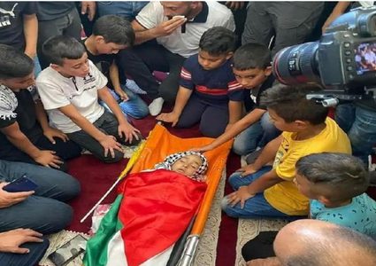 "هآرتس" تكشف تفاصيل استشهاد الطفل الفلسطيني ريان: "يعيشون في واقع مُرعب"