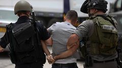 الاحتلال يعتقل شابا من طولكرم