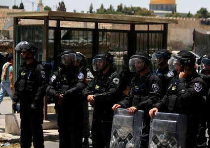 إعلام الاحتلال: الآلاف من عناصر شرطة الاحتلال يستعدون لتأمين الكنس اليهودية