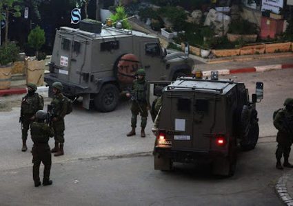 الاحتلال يعتقل 6 مواطنين من الضفة والقدس