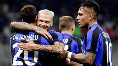 إنتر ميلان يفوز على برشلونة بهدف ويهدده بالخروج من الدور الأول