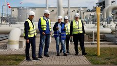 السويد تحقق بتسرب "نورد ستريم" ومسيرات قرب حقول غاز بالنرويج