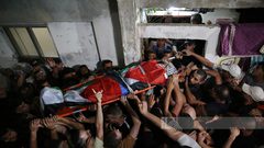 جماهير نابلس تشيع جثمان الشهيد ناصر زغل