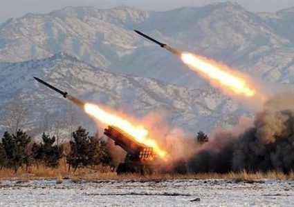 كوريا الشمالية تطلق صاروخين بالستيين جديدين ببحر اليابان