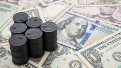 السعودية تخفض أسعار النفط لأوروبا وترفعها للولايات المتحدة