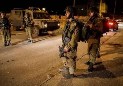 قوات الاحتلال تعتقل شابا من طمون