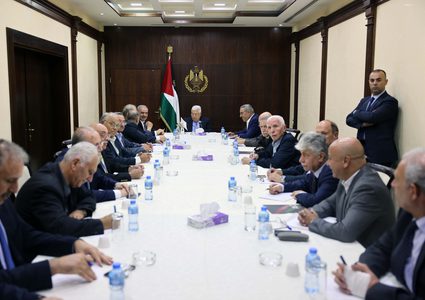 الرئيس محمود عباس يترأس اجتماعا للجنة التنفيذية لـ م.ت.ف