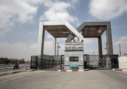 خلال أسبوع قرابة ال ٢٦٠٠ مسافر عبر معبر رفح