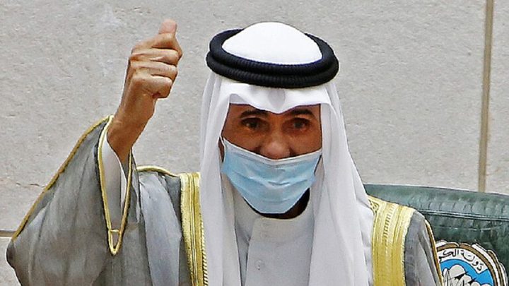 أمير الكويت يتوجه إلى إيطاليا للعلاج