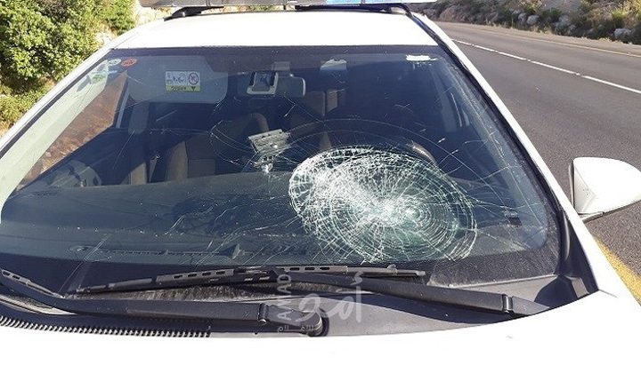 مستوطنون يهاجمون منزلا ومركبات شمال غرب رام الله