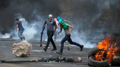 اندلاع مواجهات مع الاحتلال في سلوان ومخيم شعفاط بالقدس