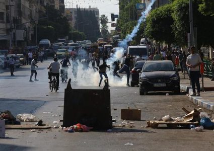 إصابتان إحداها خطيرة برصاص الاحتلال عند مدخل البيرة الشمالي