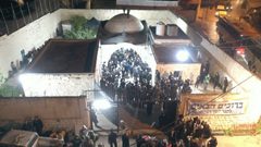 قرار "إسرائيلي" يسمح للمستوطنين "باقتحام" منطقة قبر يوسف الليلة