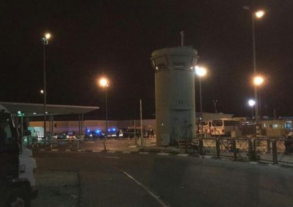 إصابة شاب بمواجهات مع الاحتلال قرب حاجز قلنديا وعند مدخل الرام