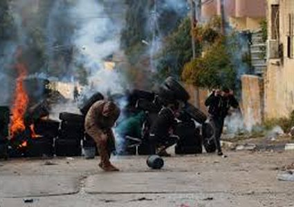 الاحتلال يقتحم مخيم العروب