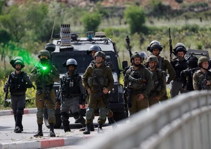 قوات الاحتلال تقتحم قريتي رمانة والطيبة غرب جنين