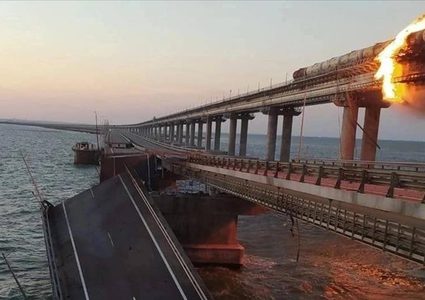 استئناف حركة القطارات الكهربائية عبر جسر القرم