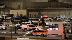 قوات الاحتلال تعيد إغلاق حاجز مخيم شعفاط