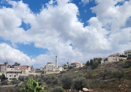 حالة الطقس: أجواء خريفية معتدلة وارتفاع طفيف على الحرارة