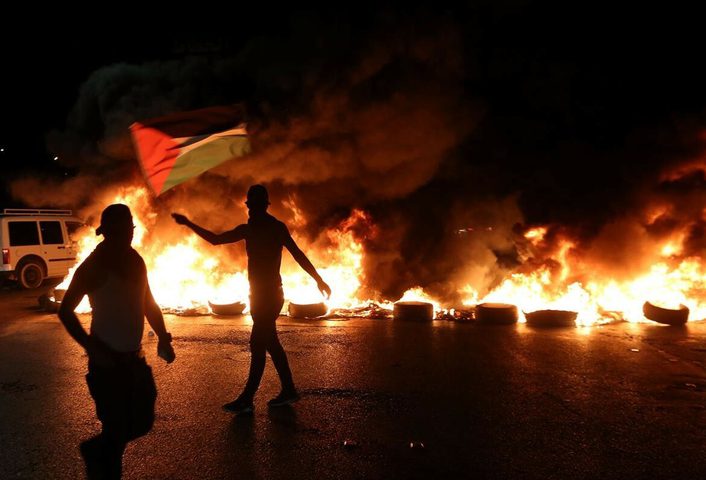 إصابات بالاختناق خلال مواجهات مع الاحتلال في بلدة نعلين