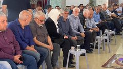 محافظ رام الله تقدم العزاء بالشهيد شجاعية في دير جرير