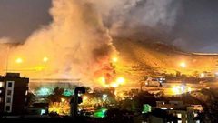 وفاة 4 سجناء بحريق في سجن إيفين بإيران