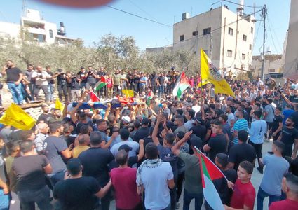 تشييع جثمان الشهيد مجاهد داوود في قرية حارس غرب سلفيت