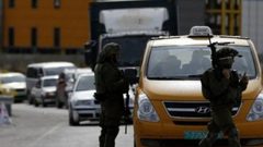 الاحتلال يعيق حركة تنقل المواطنين في قلقيلية