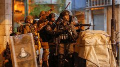 قوة من جيش الاحتلال تقتحم منطقة الضاحية شرق نابلس