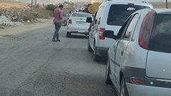 التزام مطلق بالإضراب في مدينة نابلس وأزمة خانقة على طريقي عورتا وبيت دجن