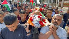 تشييع جثمان الفتى الشهيد محمد نوري في مدينة البيرة