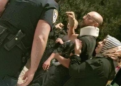 حقوقي: الشرطة اعتدت على سليمان محاجنة من أم الفحم أمام زوجته وأطفاله