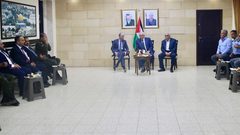 وزير الداخلية يتفقد عددا من المؤسسات في محافظتي الخليل وطولكرم