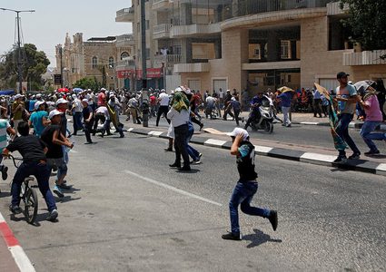 إصابات بالاختناق بين صفوف الطلبة جنوب بيت لحم