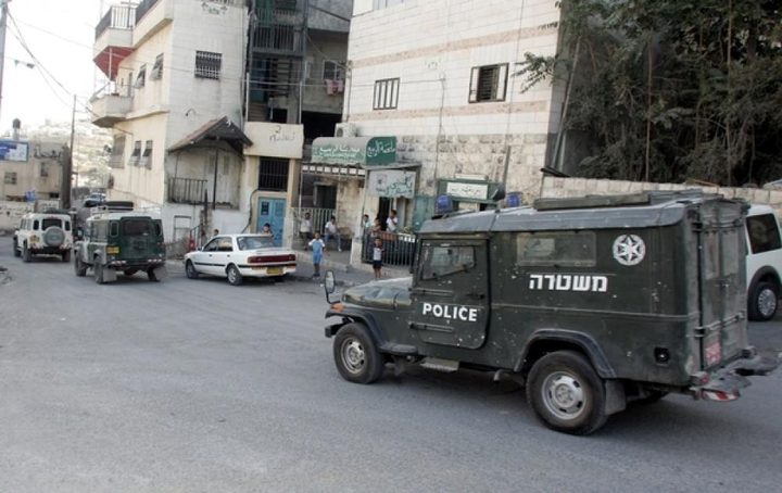 الاحتلال يعتقل شقيقين من بلدة عزون شرق قلقيلية