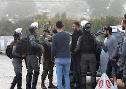 الاحتلال يعتقل ثلاثة فتية من ضاحية شويكة شمال طولكرم