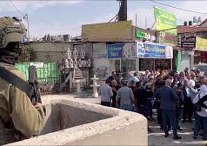 الاحتلال يقمع تظاهرة مطالبة باسترداد جثمان الشهيد أبو جمعة في الطور بالقدس المحت