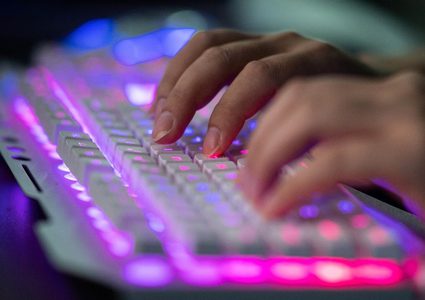 هاكرز روسي يخترق موقع الكنيست رداً على تزويد أوكرنيا بمعلومات استخبارية