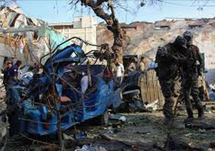 الصومال: مقتل خمسة أشخاص في تفجير مزدوج وسط مقديشو