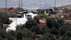 الاحتلال يواصل حصاره على نابلس للأسبوع الثالث