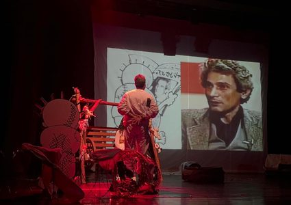 "يافا وأبوها" و"الفيل" في سادس أيام مهرجان فلسطين للمسرح