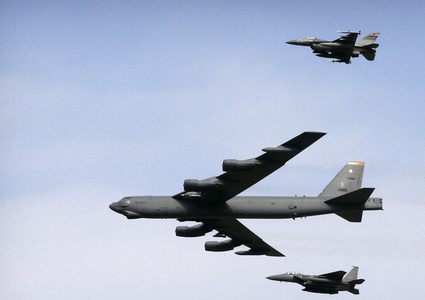 الصين تنتقد خطة أمريكية لنشر قاذفات ذات قدرات نووية بأستراليا