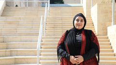 الطالبة هادية الحاج علي من النجاح تحصد لقب نائب سفير فلسطين للتراث والفلكلور