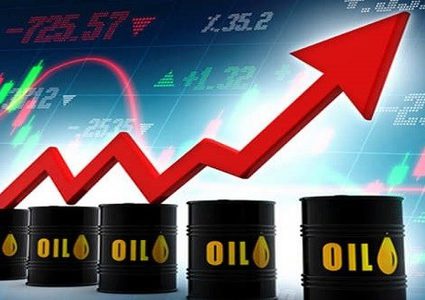 أسعار النفط ترتفع بفعل التفاؤل بالطلب بعد تراجع مخزونات الخام الأمريكية