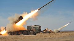 واشنطن: إيران تخطط لتزويد روسيا بصواريخ أرض-أرض