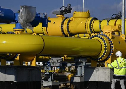"بلومبيرغ": ثمن تخلي أوروبا عن الغاز الروسي "باهظ"