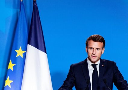 إيمانويل ماكرون يتوجه إلى مصر لحضور قمة شرم الشيخ الدولية