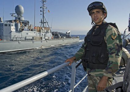 وزيرة الدفاع الألمانية تتعهد بمساعدة البحرية اللبنانية