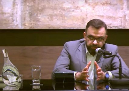 الأكاديمي إيهاب بسيسو يبحث في عوامل التأثير وبناء الهوية الثقافيّة