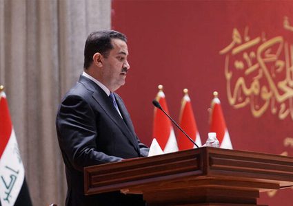 السوداني يحيل الكاظمي ووزراء الحكومة العراقية السابقة إلى التقاعد